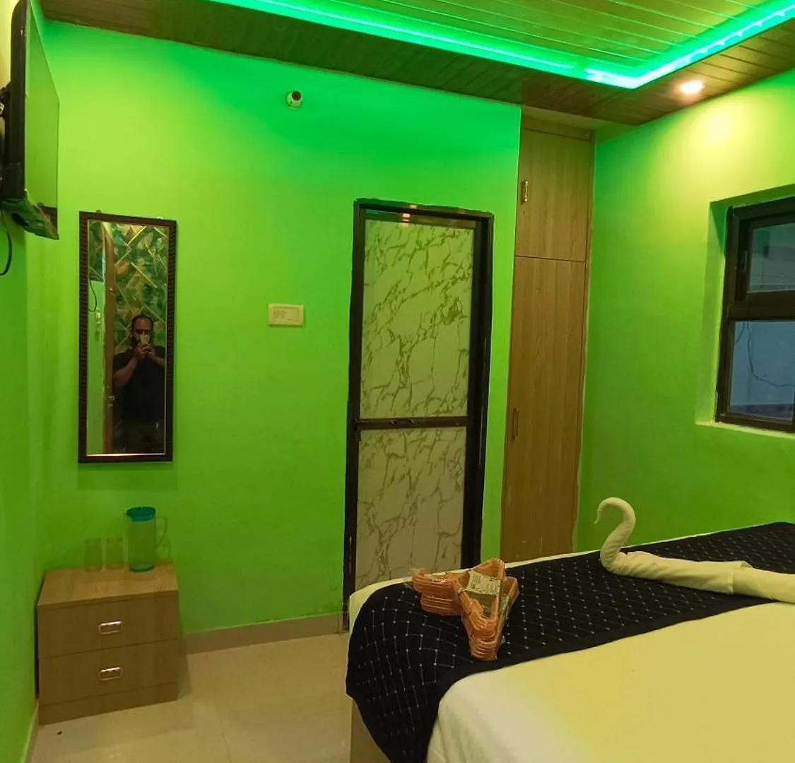 Kashi Vishwanath Home Stay Βαρανάσι Δωμάτια σε οικογενειακή κατοικία